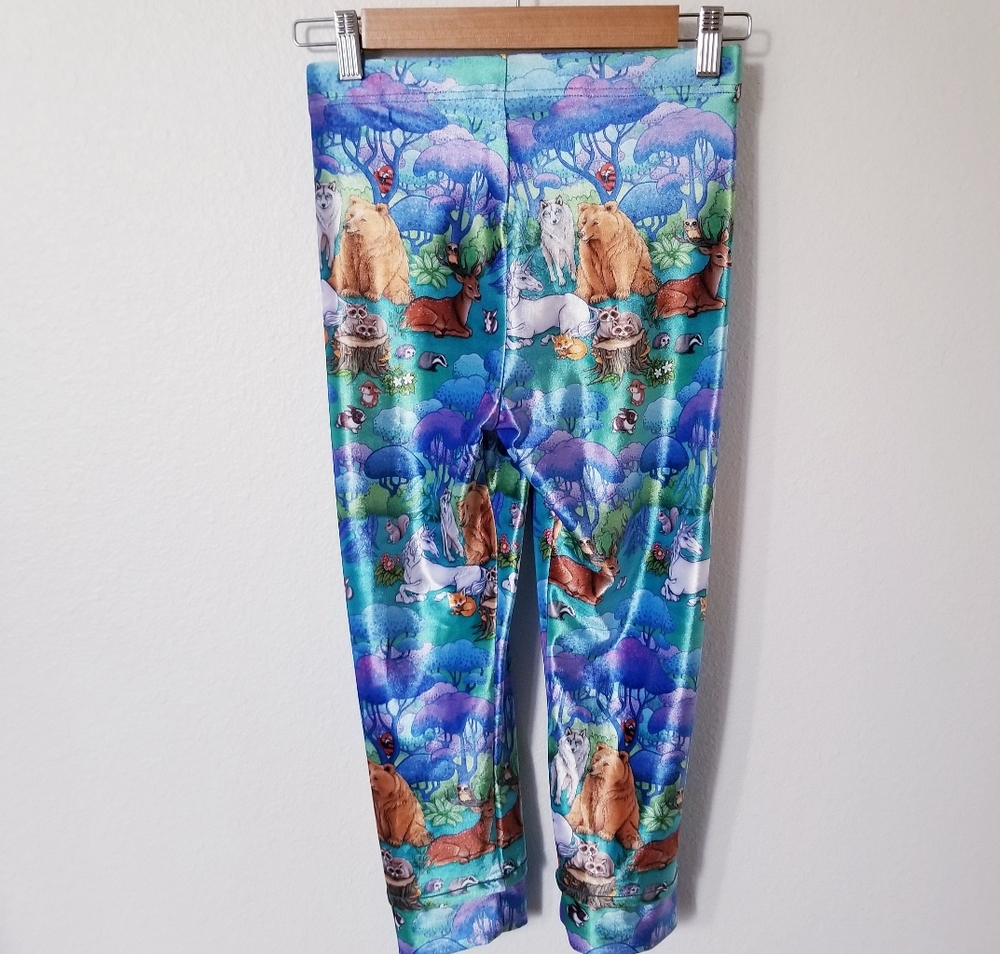 Blackmilk Into the Woods Velvet Cropped Leggings - Picture 5 of 12